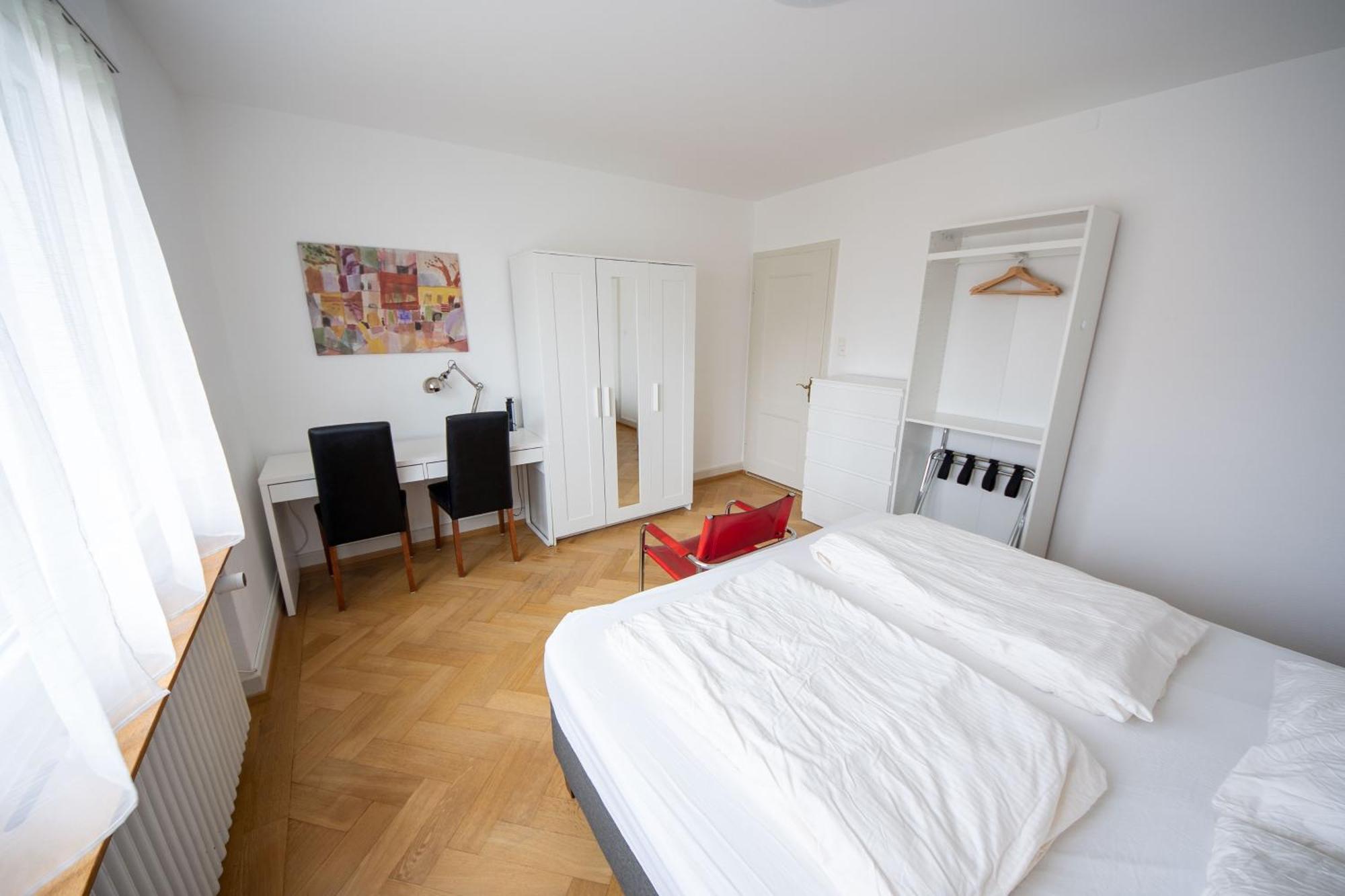 Luegete 28, Witikon Apartments Zürich Buitenkant foto